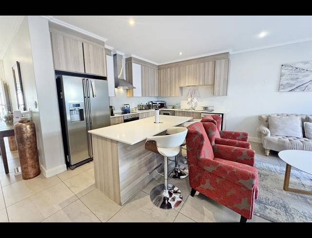 3 BEDROOM HOUSE FOR SALE IN SANDOWN